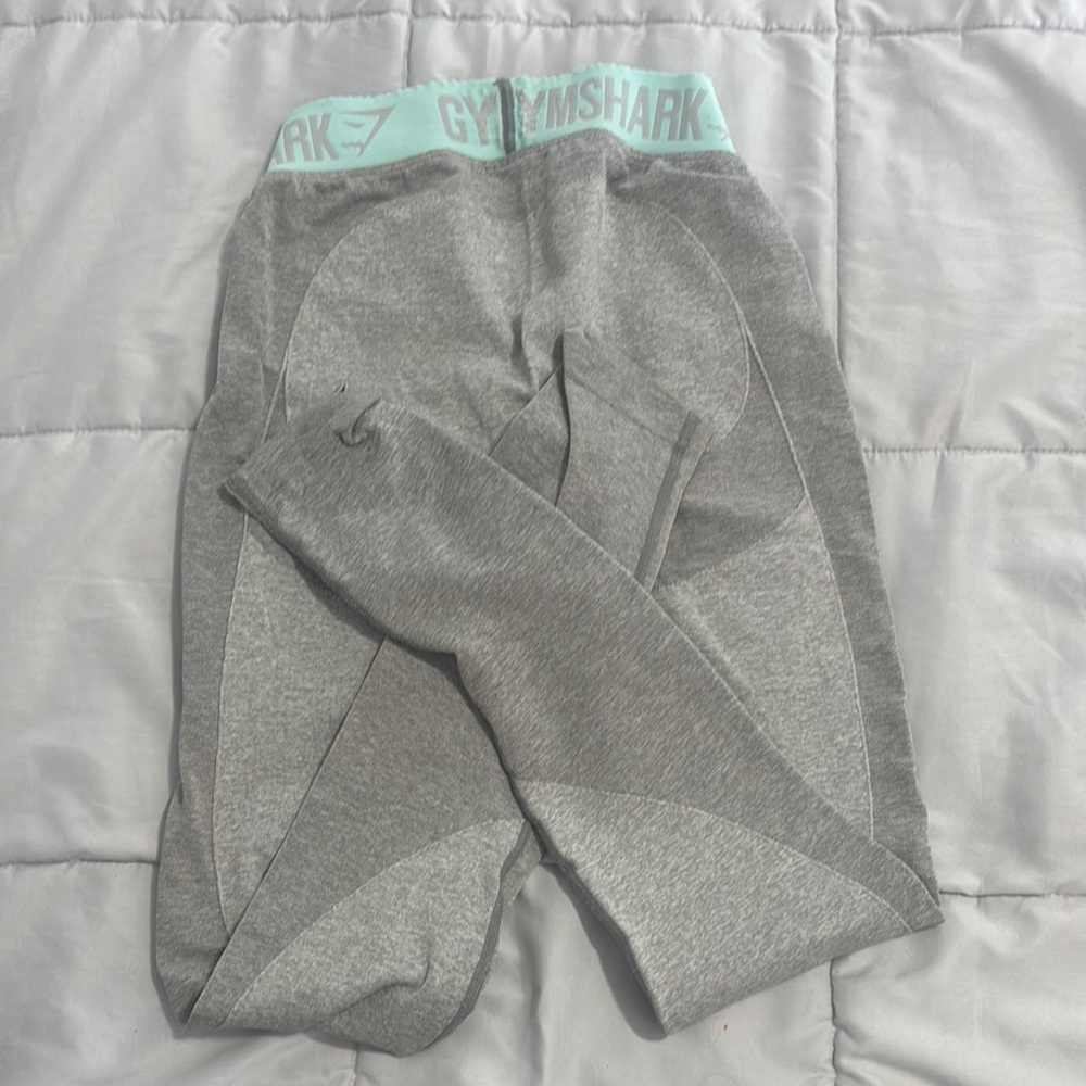 Gymshark Gray Leggings for Versatile Performance